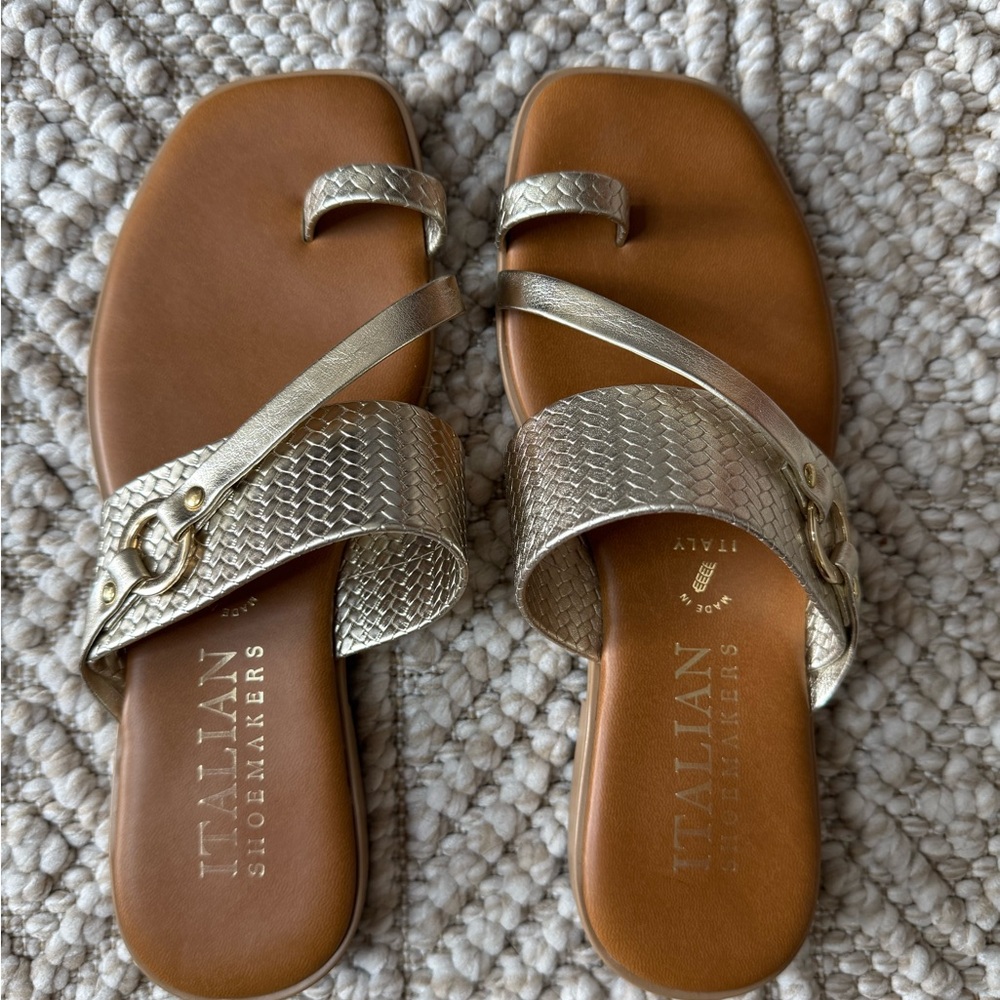 Italian Shoemakers Metallic Gold Sandals